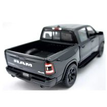 Miniatura Carro Caminhonete Ram Ferro Abre Porta Brinquedo