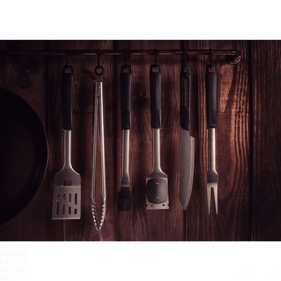 Pincel Churrasco Black Com Cerdas Em Silicone Estrutura Em Aço Inox E Cabo De Polipropile