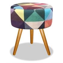 16997668628822 Puff Banqueta Magnus Redondo Triangulo Pés Castanho