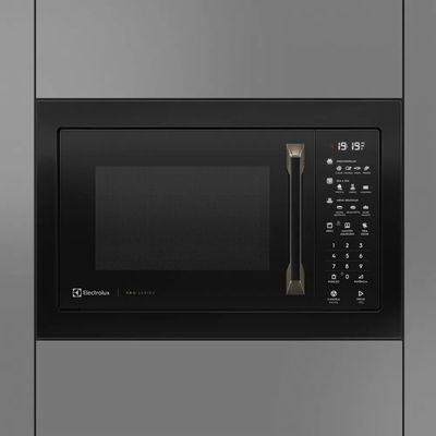 Micro-Ondas Electrolux De Embutir MV43T Grill e Painel Glass Touch Preto 110V 54341PBA135