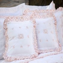 Almofada Decorativa Bordada 600 Fios Rivieri Branco Vilela Enxovais 2 Peças