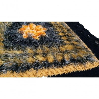 Tapete De Crochê Luxo Amarelo E Preto Artesanal