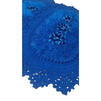 Tapete De Crochê Oval Azul Artesanal