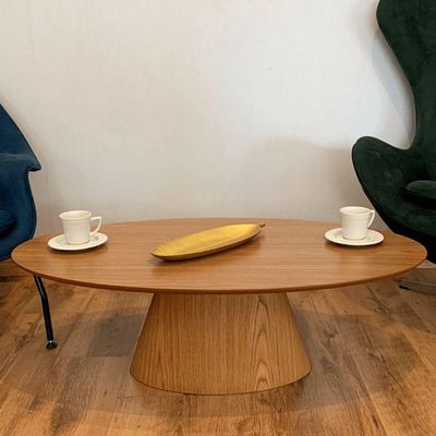 Mesa De Centro Cone Oval 100x60 Cm Base Laminada Em Madeira Freijó Tampo Freijó Cor Marrom