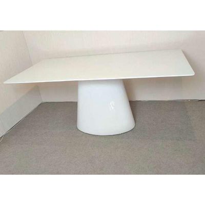 Mesa De Jantar Cone Retangular 200x100 Cm Base Oval Laca Branca Tampo Laca Branca Cor Branco