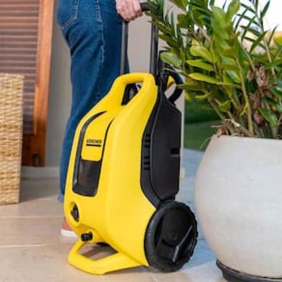 Lavadora de Alta Pressão Karcher K3 Force Turbo 1815psi com Rodas, Alça Retrátil e Canhão de Espuma - Preta/Amarela Preto/amarelo / 220