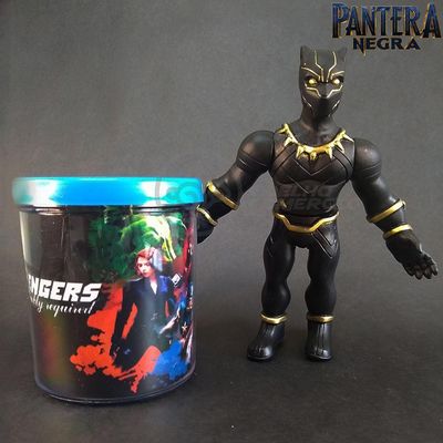 Kit Boneco Colecion. Pantera Negra 16Cm + Caneca Branco