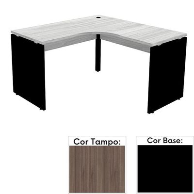 Mesa De Escritório Em L Pé Painel Pe25 Em Mdp 135 X 135 X 60 Cm Cor Walnut E Base Preta