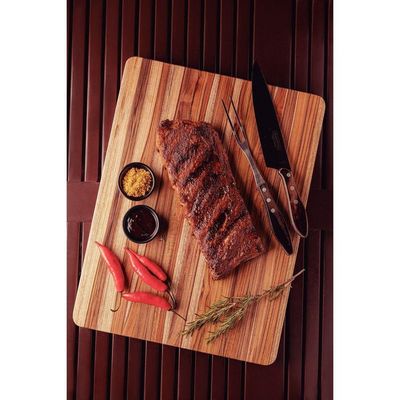Tábua Com Empunhadura Churrasco Em Madeira Teca Fsc Com Acabamento Em óleo Mineral 40x30