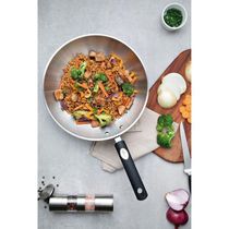 Wok Tramontina Solar Silicone Em Aço Inox Com Fundo Triplo 28 Cm 3,3 L Tramontina