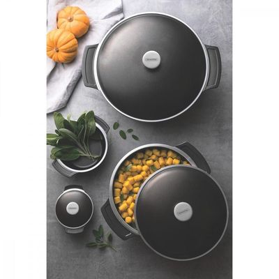 Caçarola Tramontina Lyon Em Alumínio Forjado Antiaderente Starflon T5 Com Tampa Preta 24 Cm 3,7