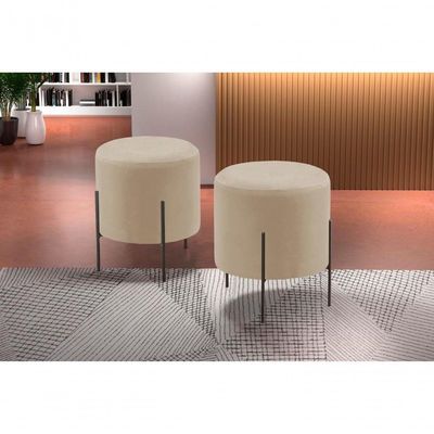 Conjunto - 2 Puffs Banqueta Odim Base Metálica Preta Luxo Veludo Bege Claro