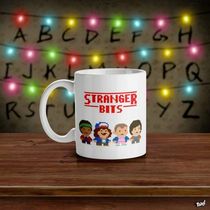 Caneca Stranger Bits
