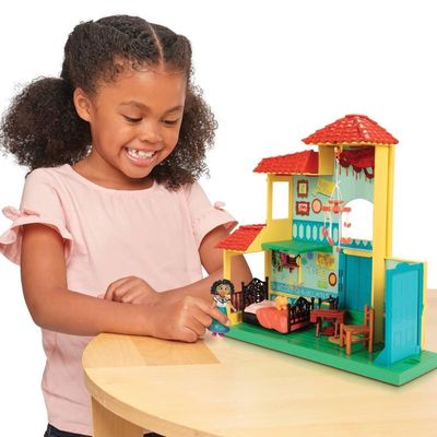 "Encanto - Mirabel &amp; Room Accessories Set"