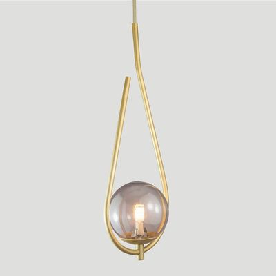 Lustre Pendente On Drop - Dourado Com Globo De Vidro Fumê