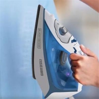 Ferro de Passar a Vapor Black Decker FX3060 com Base Antiaderente - Azul e Branco branco,azul / 220