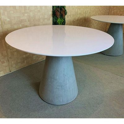 Mesa De Jantar Cone Concreto 150 Cm Tampo Laqueada Cor Branco