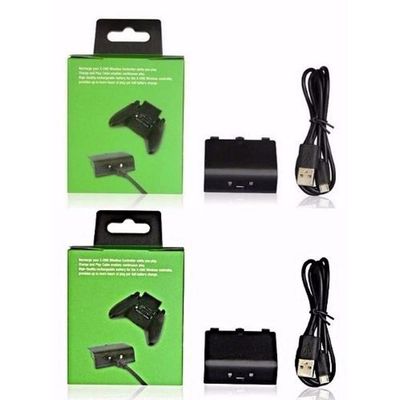 Kit com 2 Baterias Recarregáveis Cabo USB Controle Xbox One