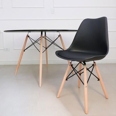 Conjunto de 4 Cadeiras Saarinen Empório Tiffany Preto