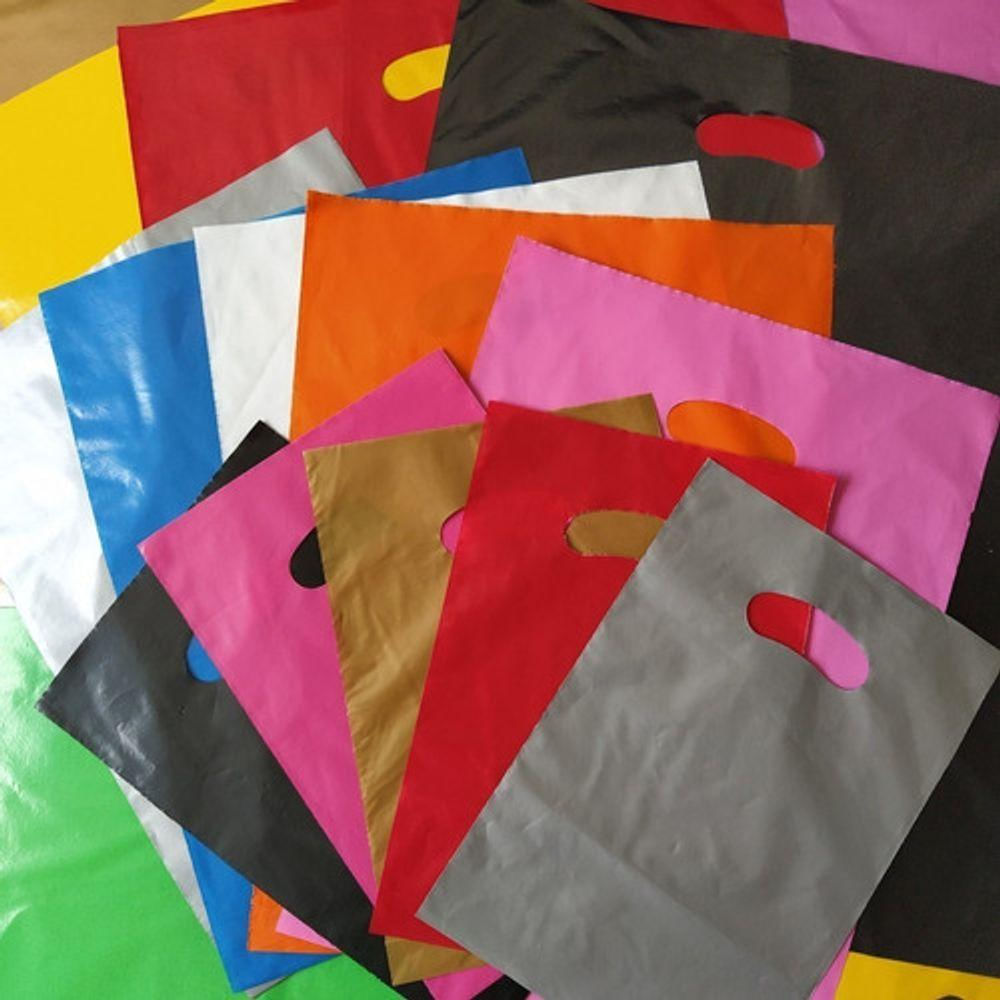 Sacolas Plastica Alça 30x40 2Kg 130 Un prata