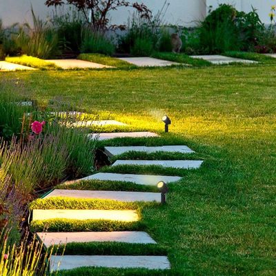 Espeto Para Jardim Germany Clear Led 6w Bivolt Preto 3000k Luz Amarela