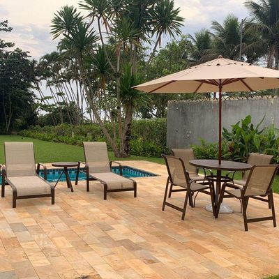 Kit 2 Chaises 1 Mesa 4 Cadeiras 1 Mesinha Ombrelone com base Marrom