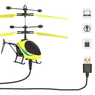 Helicóptero Drone Voa Com Luz E Aproximação Infravermelha