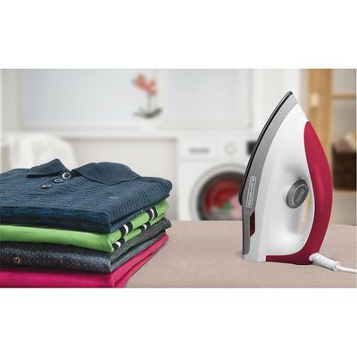 Ferro Seco Black & Decker F300 com Base de Alumínio Branco e Roxo 127V
