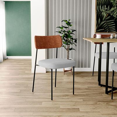 Cadeira Decorativa Para Sala De Jantar Melina L02 Couríssimo Camel Linho Cinza - Lyam Decor