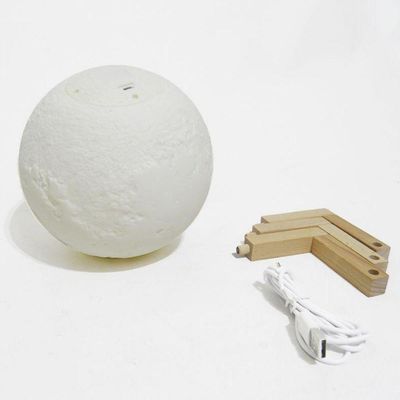 Luminária Lua 3d Muda Cor Suporte Madeira C/ Controle Remoto Lua C/ Controle