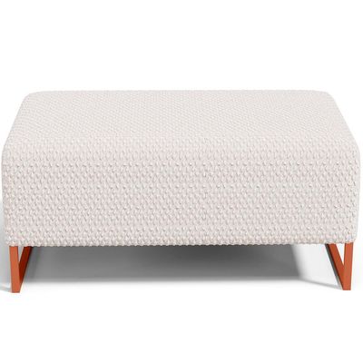 Kit 02 Puffs Decorativo Sala De Estar Cléo 90cm W01 Base Ferro Cobre Bouclê Cru - Lyam Decor