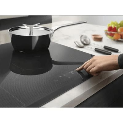 Cooktop 4 Bocas de Indução Electrolux Expert com Sense Fry e Timer (IE6SF) 220V