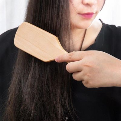 Kit C- 2 Escovas De Cabelo Belliz Almofadada Cerdas De Madeira Reduz Frizz