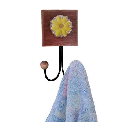 Toalheiro Cabideiro Duplo Flor 3d Rústico Artesanal Ferro Cor Amarelo
