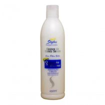 Escova De Verniz Com Filtro Solar - Stylus - 490ml