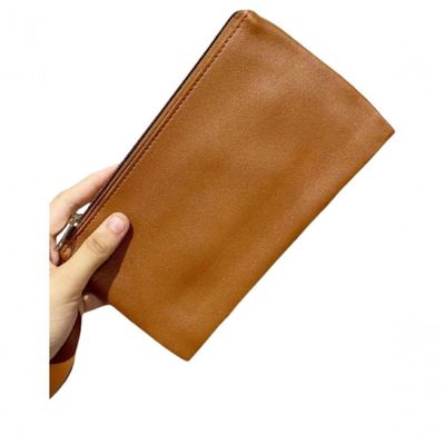 Necessaire Bolsinha Lisa De Mão Carteira Prática Com Fechamento à Zíper E Alça preto