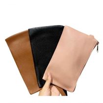 Necessaire Bolsinha Lisa De Mão Carteira Prática Com Fechamento à Zíper E Alça preto