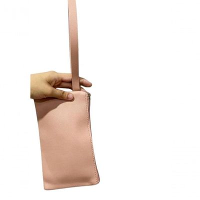 Necessaire Bolsinha Lisa De Mão Carteira Prática Com Fechamento à Zíper E Alça preto