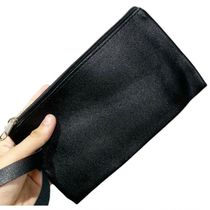 Necessaire Bolsinha Lisa De Mão Carteira Prática Com Fechamento à Zíper E Alça preto