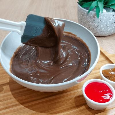 Espátula Pão-duro De Silicone Preta 24cm Linha Platinum Vem
