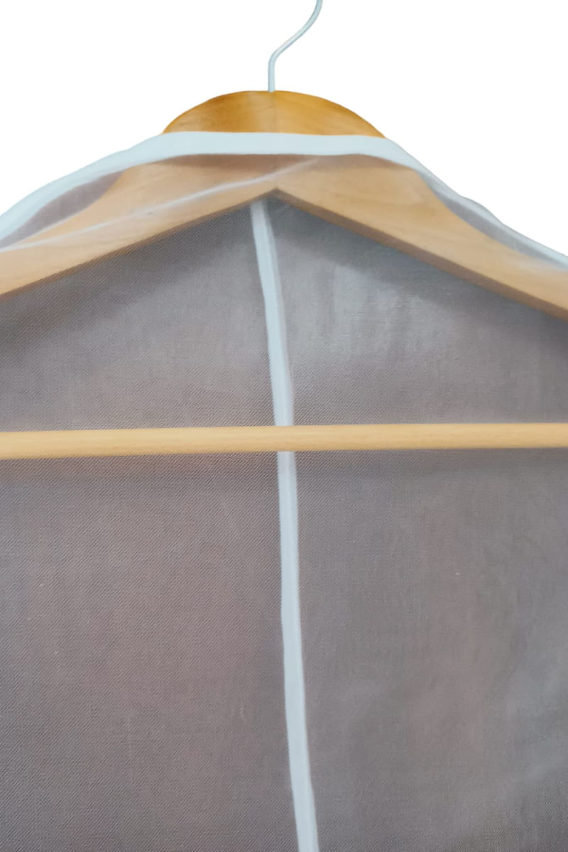 Capa Protetora e Organizadora Para Terno Em Organza 100x60cm Branca