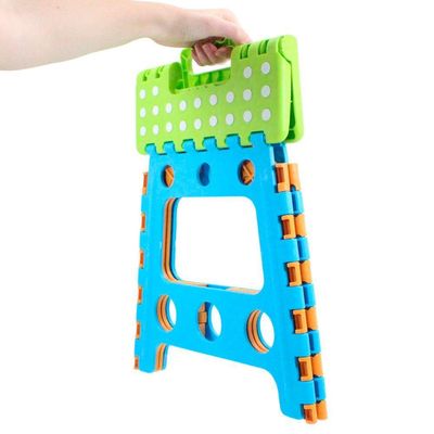 Banquinho Dobrável Banqueta Plástica Infantil Com Alça 25kg