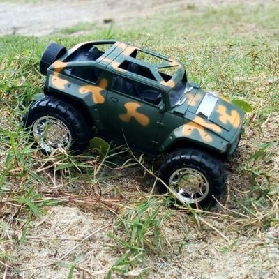 Brinquedo Jipe Carrinho Militar Fricção Camuflado Verde