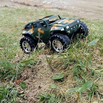 Brinquedo Jipe Carrinho Militar Fricção Camuflado Verde