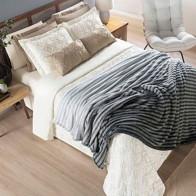 Cobertor Coberta Fluflu Queen Ultrasoft Alto Relevo Dupla Face - Grafico
