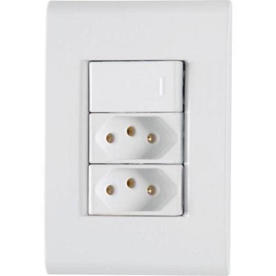 1 Interruptor Simples 10 A 250v e 2 Tomadas A 250v Branco
