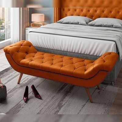 Puff Recamier Decorativo Com Tachas 160cm Santorini Couríssimo Camel