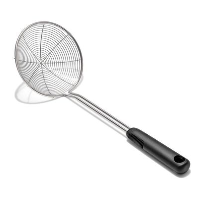 Escumadeira Com Cabo Em Aço Inox Antiderrapante 37,6cm Oxo
