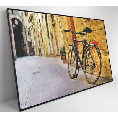 Quadro Bicicleta Clássica Na Viela 60x40 Cm Vidro Impresso