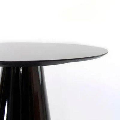 Mesa de Jantar Cone 110cm Laqueada Preto